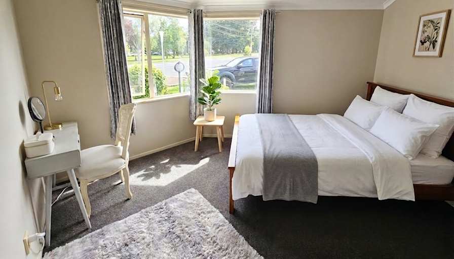 Byron-Lee's room