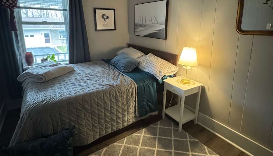 Lg's room