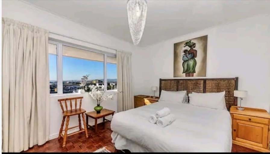 Gwen's room
