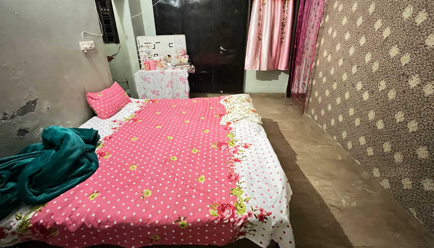 Aarchi Chauhan's room