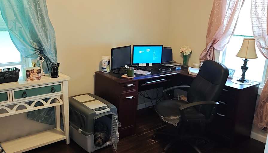 Rena's room