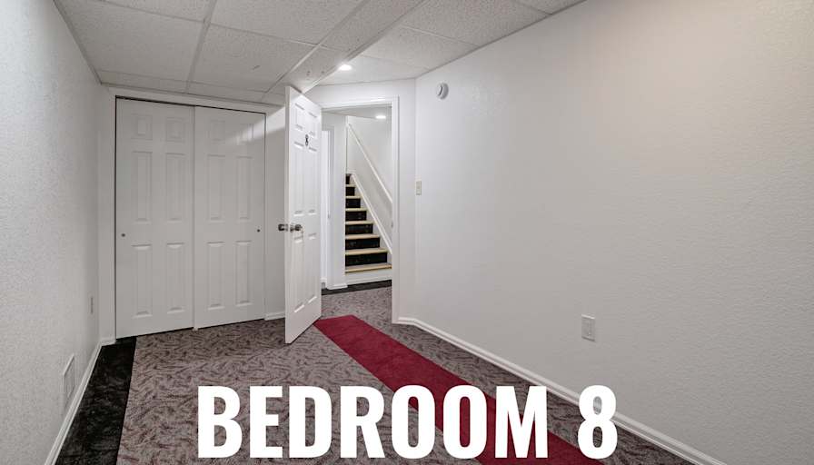 HomeCrew's room