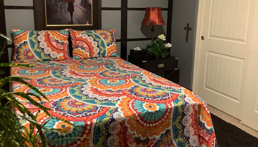 Lisa's room