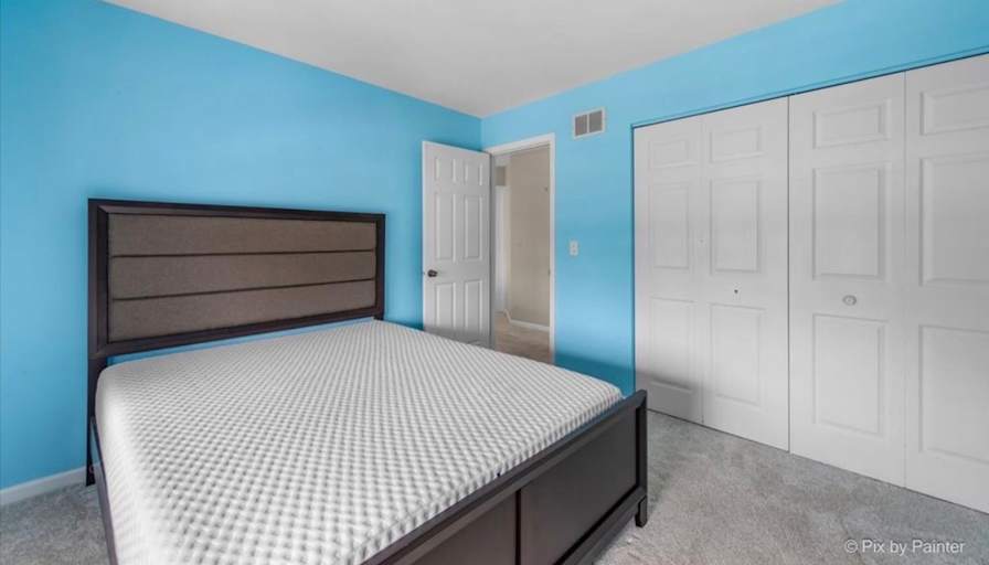 RE's room