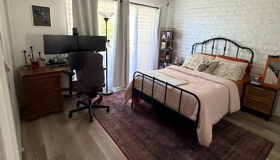 Sara's room