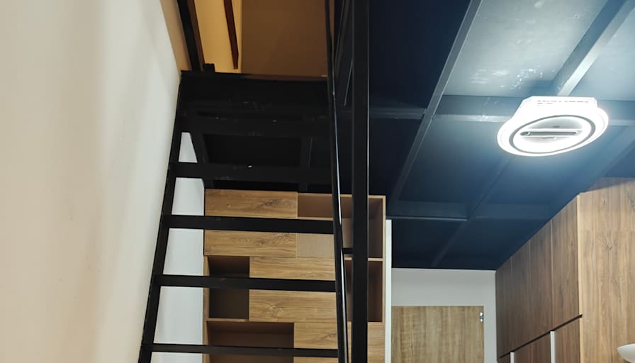 YH's room