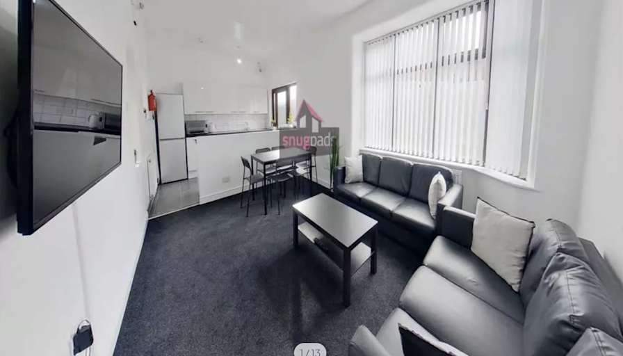 sam williams's room