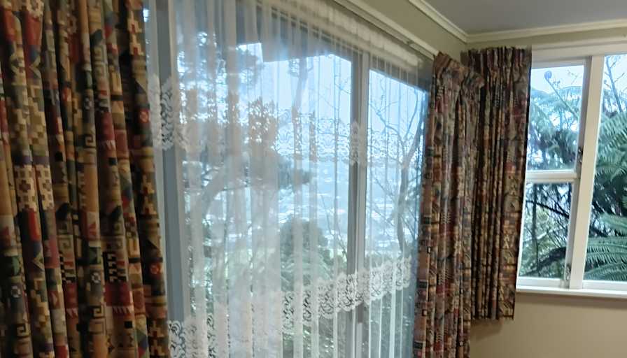 Jen's room