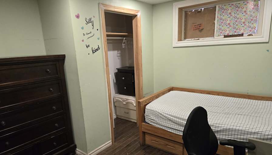 M's room