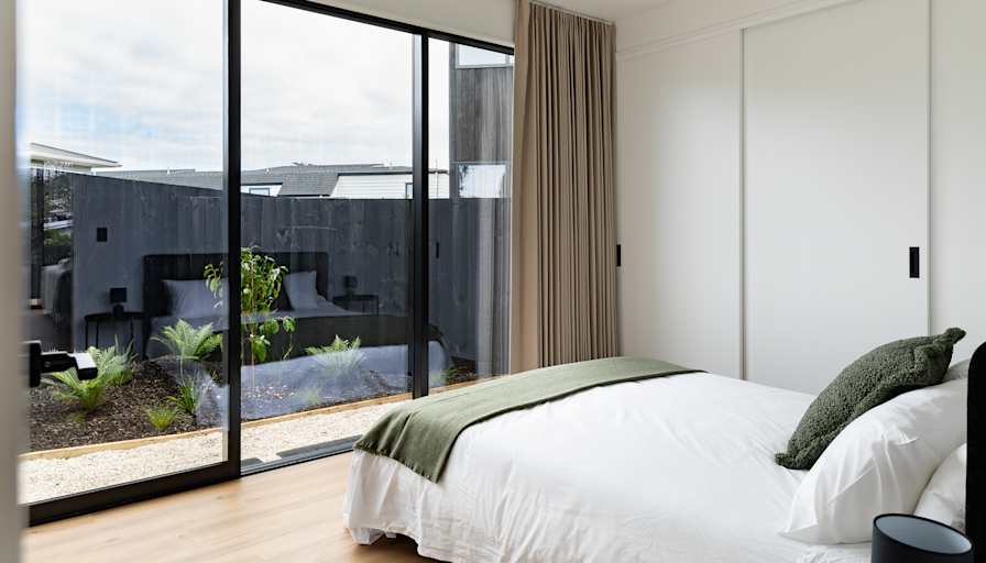 Alejandro Cruz's room