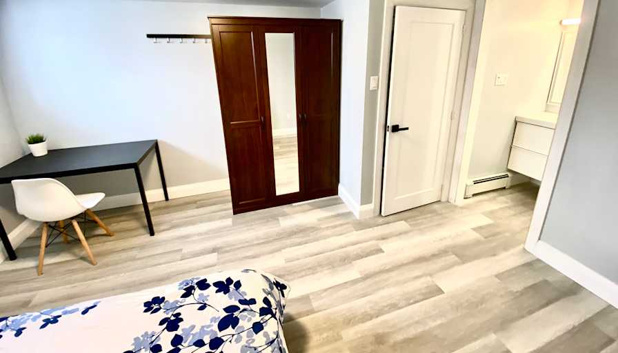 Rachid's room
