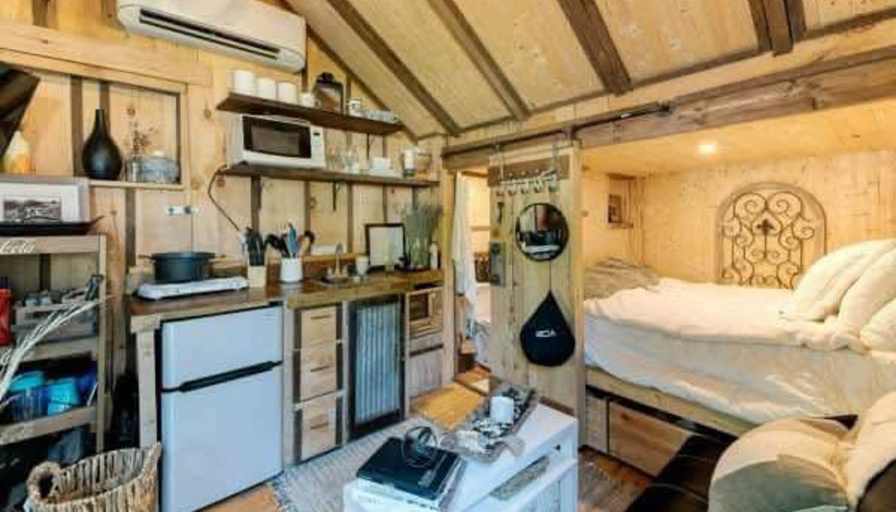 Elizabeth's room