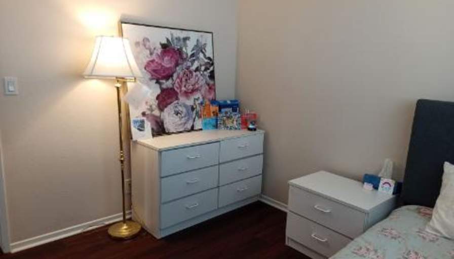 R's room