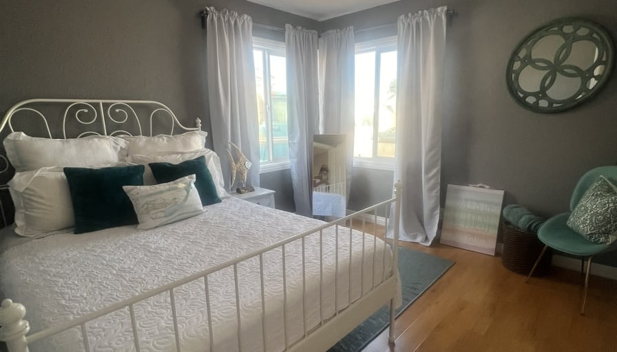Diana's room