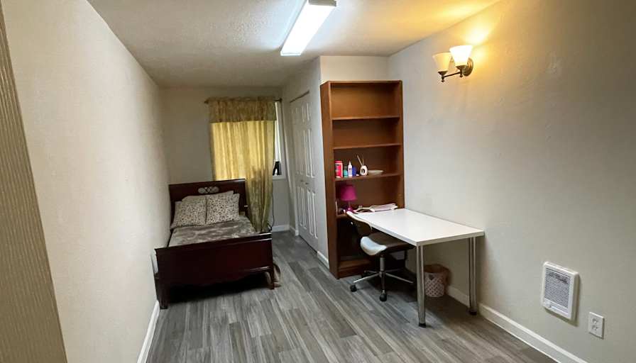 Bernardino Pena's room