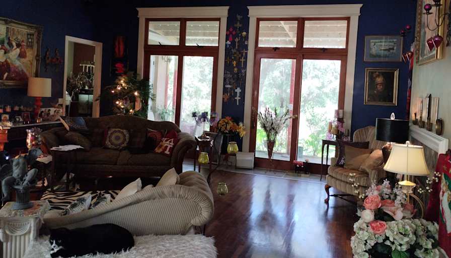 Gigi's room