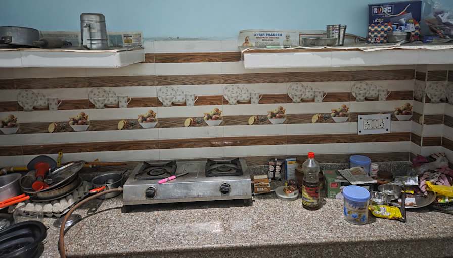 Himanshu Bhatia's room