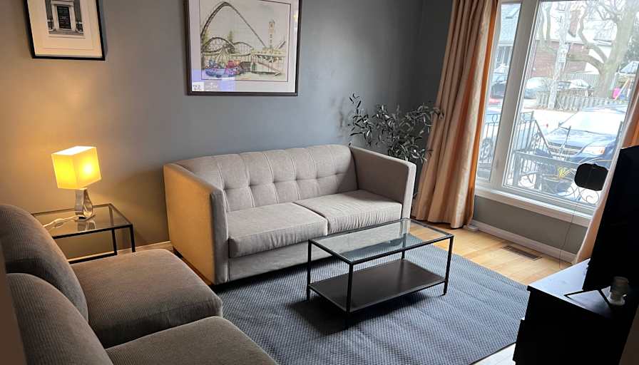 Nick Sarkovski's room