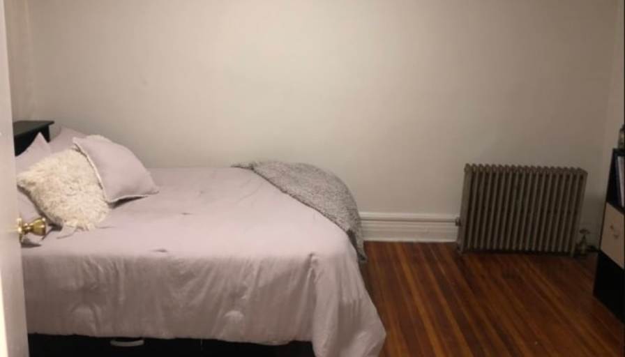 Agnes's room
