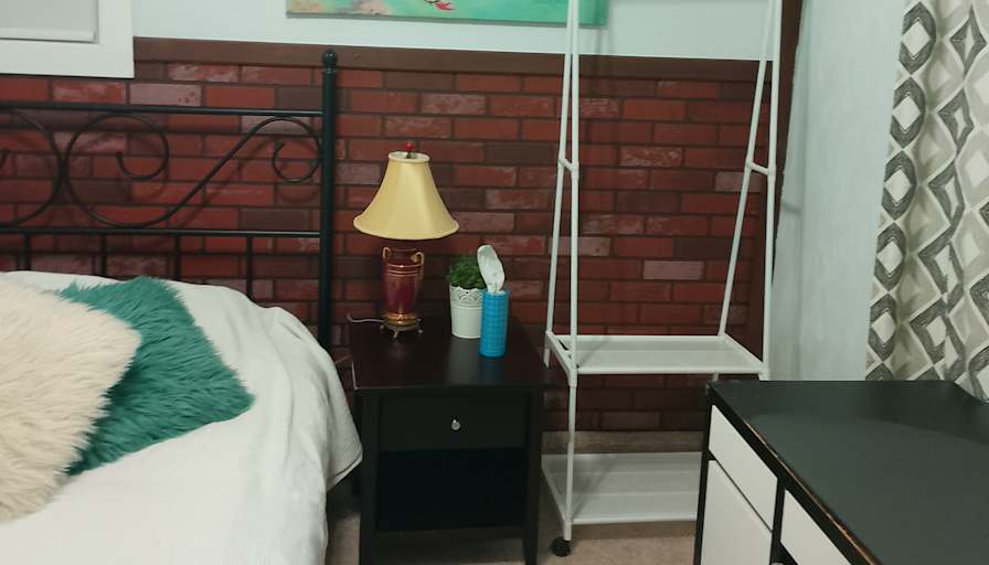 Felo's room