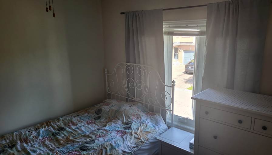 Elle's room