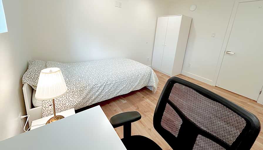Shirin's room