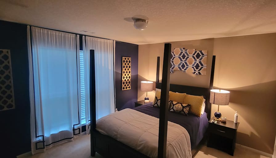 Luis's room