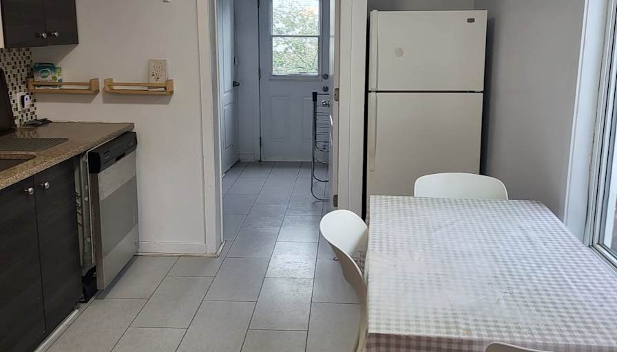 Nelson Couto's room