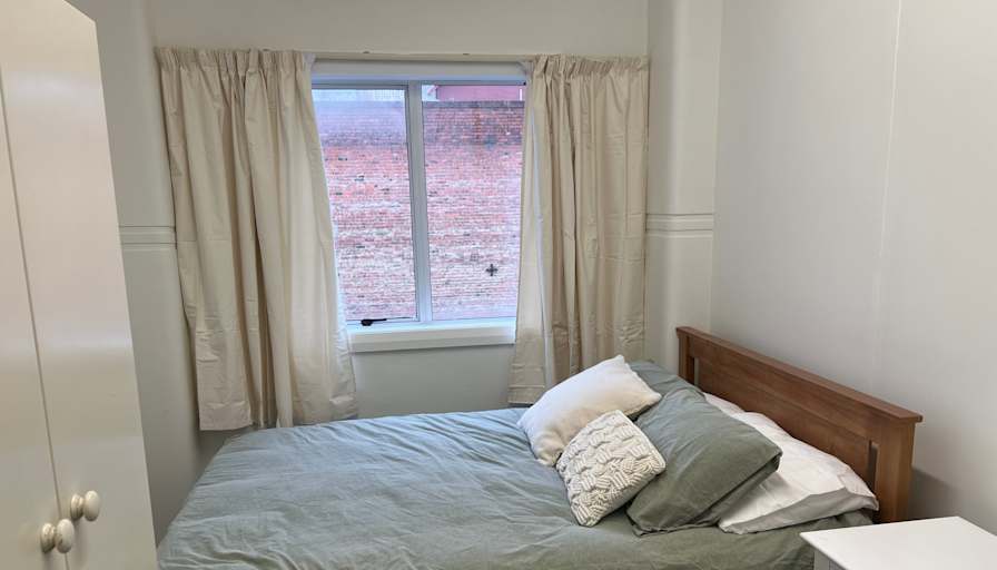 Anna's room
