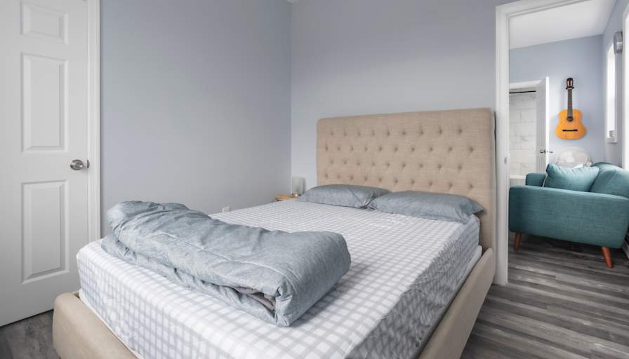 Lius Estate's room