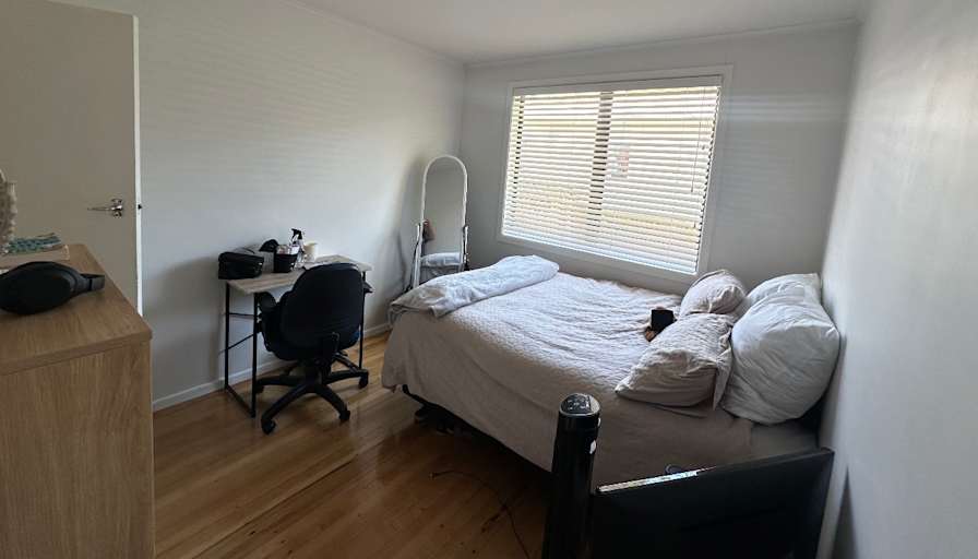 Zen Baatjes's room