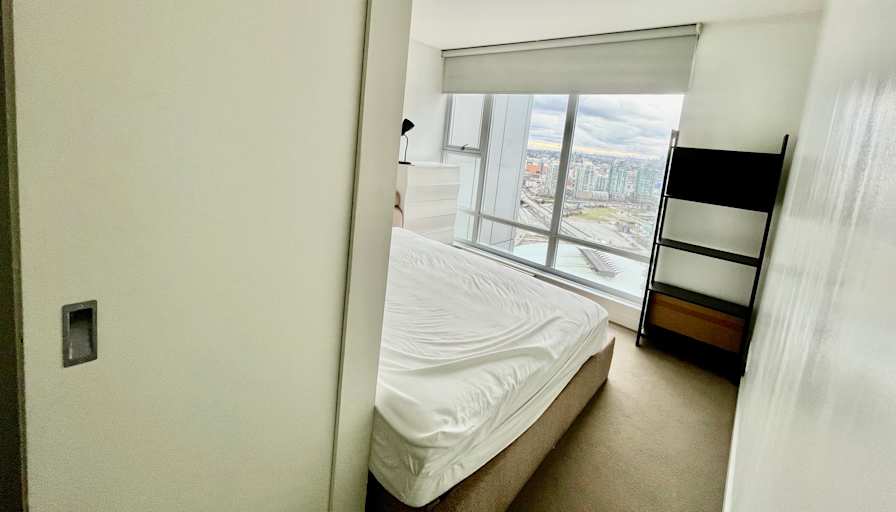 Lee's room