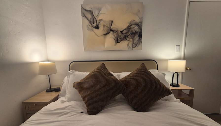 Eva's room