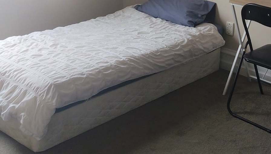 Sez G's room
