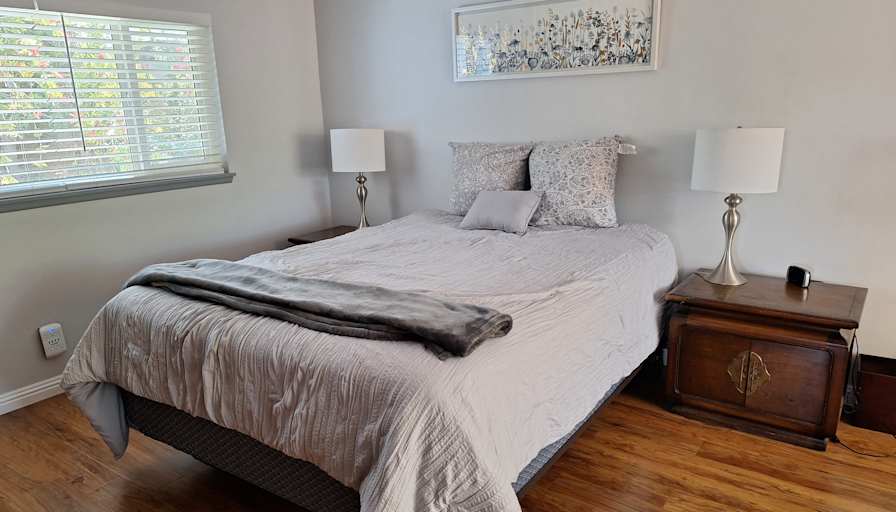 Shoshana's room