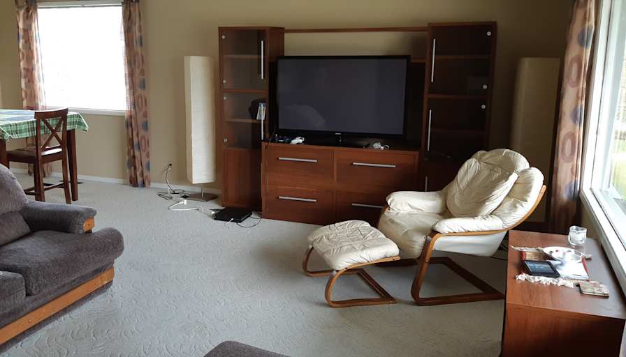 Hans's room