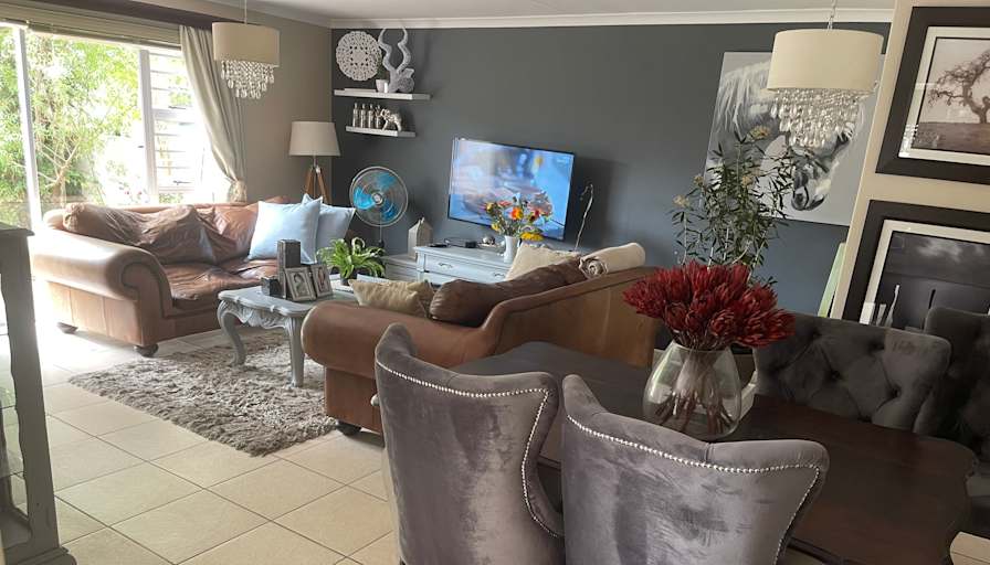 Jacques's room