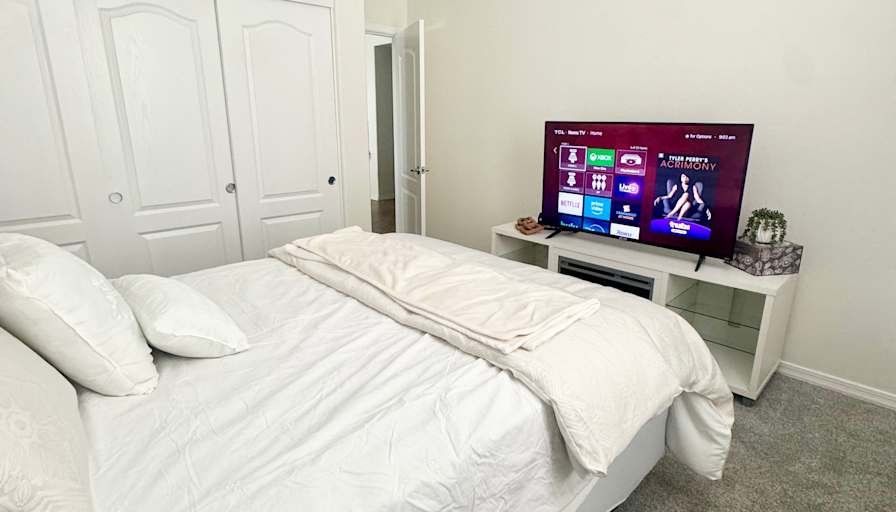 Cash's room