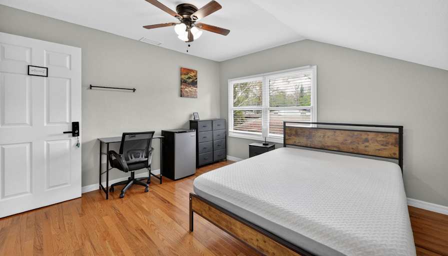 PadSplit's room