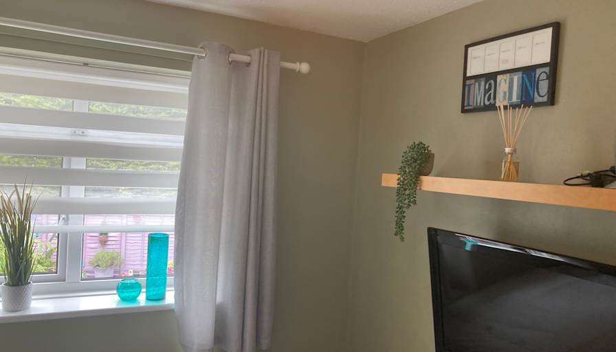 Maz Williams's room