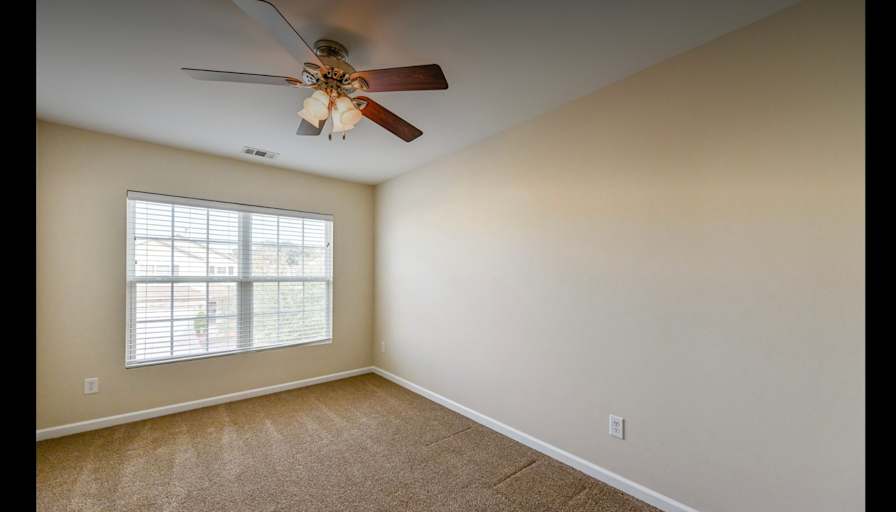 CARLOS's room