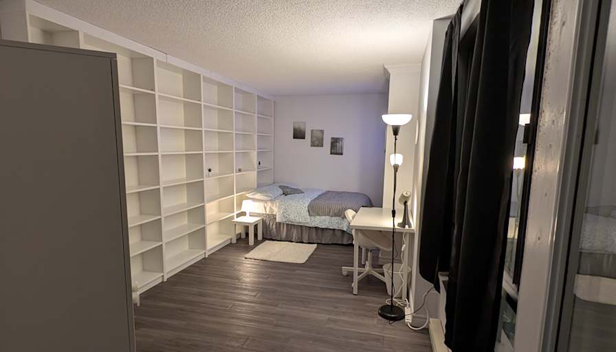 Serdar's room