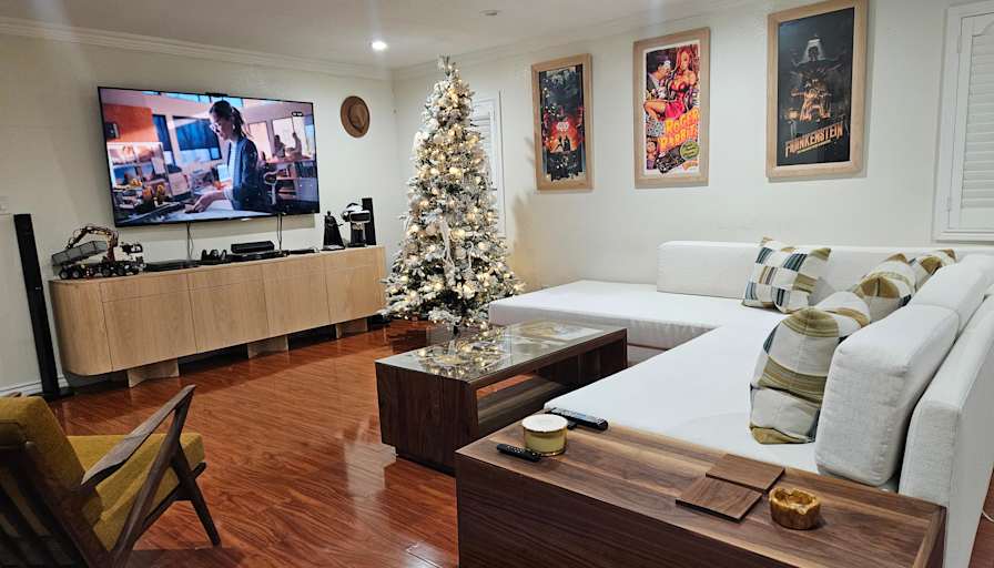 fredyy's room