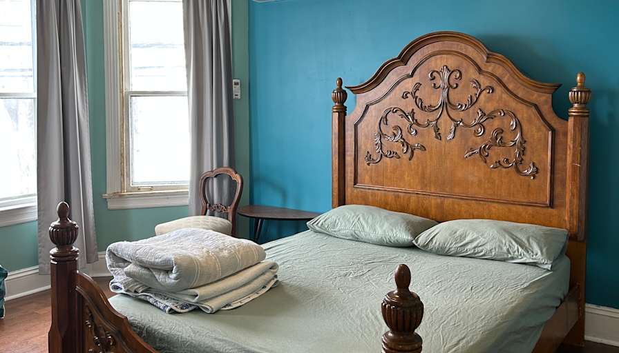 Stephanie's room