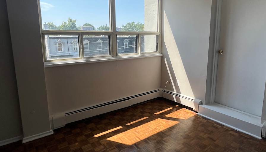 Tara's room