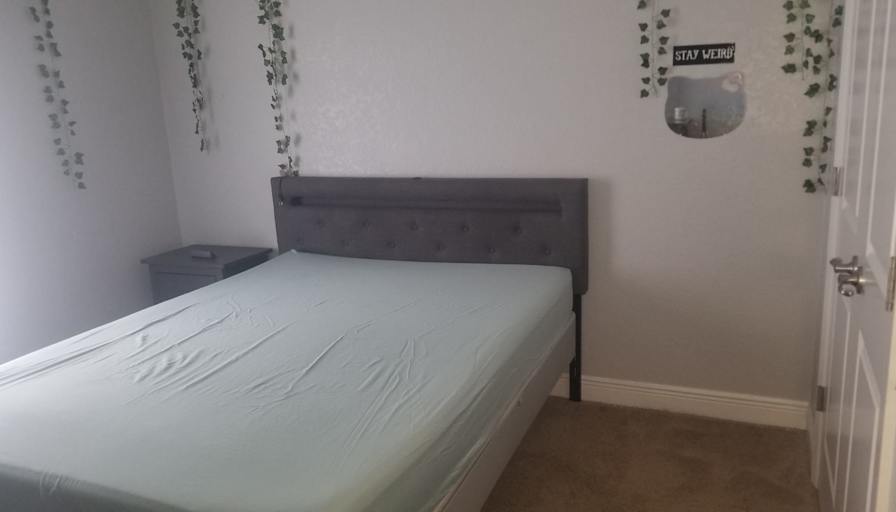 ERICK C GARCIA's room