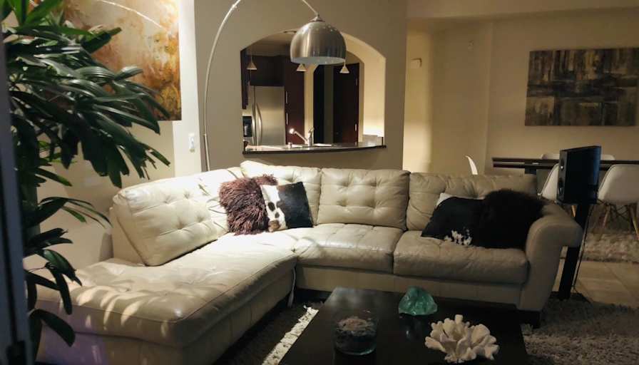 Eric A Woodlee's room