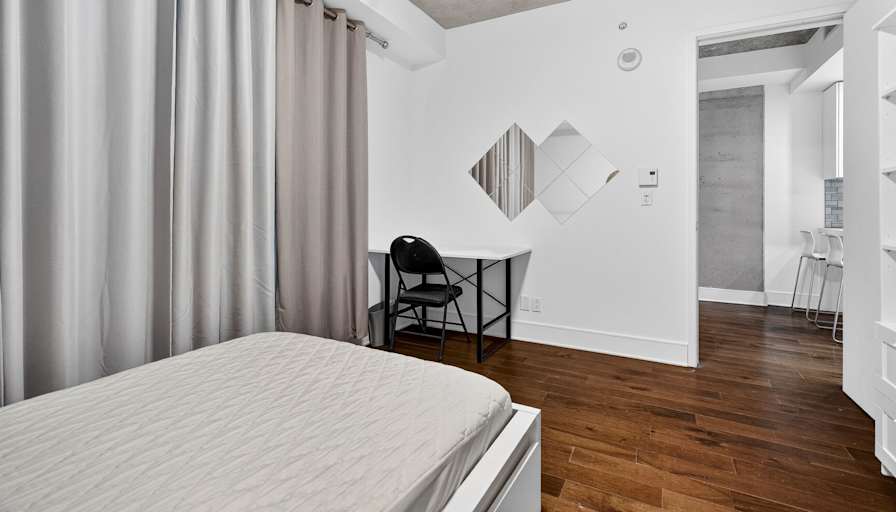 Thuy's room