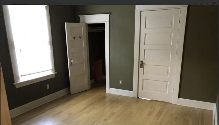 nepdxredhouse's room
