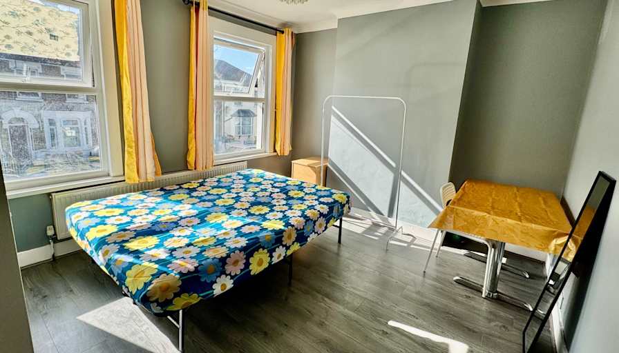 Pete's room